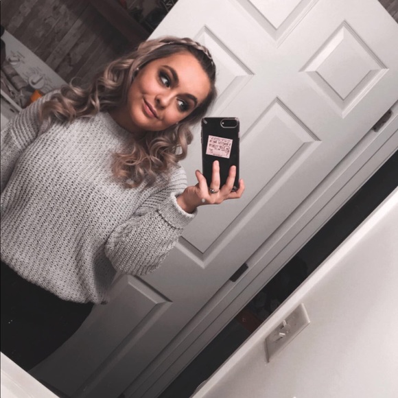 Meet your Posher, Kailey - Picture 3 of 8